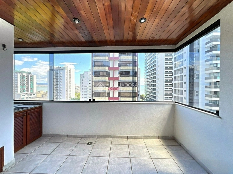 Amplo apartamento com 3 quartos (1 suíte) no Centro de Florianópolis!: 2ª foto da galeria de imagens do imóvel