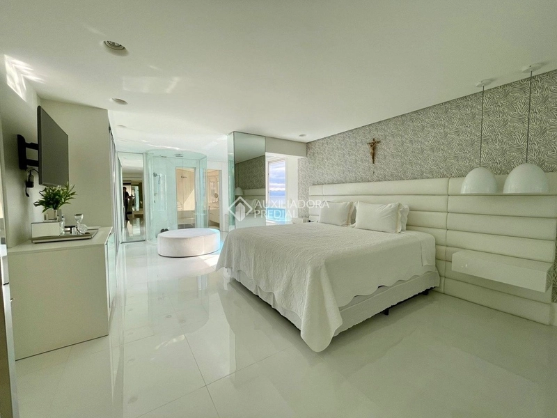 Apartamento mobiliado com vista para o mar no centro de Florianópolis: 17ª foto da galeria de imagens do imóvel