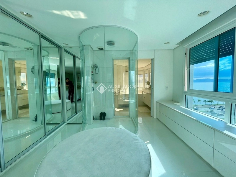 Apartamento mobiliado com vista para o mar no centro de Florianópolis: 16ª foto da galeria de imagens do imóvel