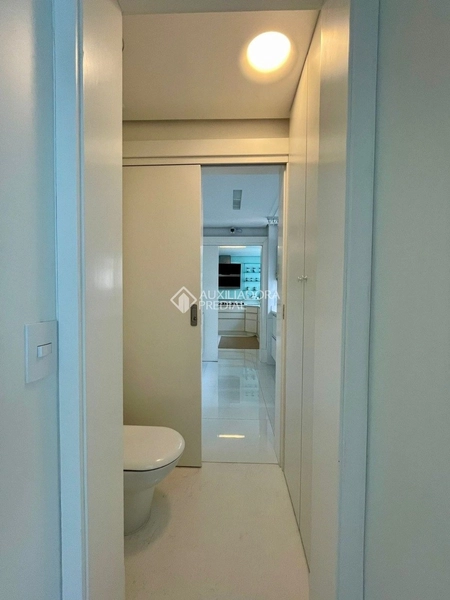 Apartamento mobiliado com vista para o mar no centro de Florianópolis: 19ª foto da galeria de imagens do imóvel