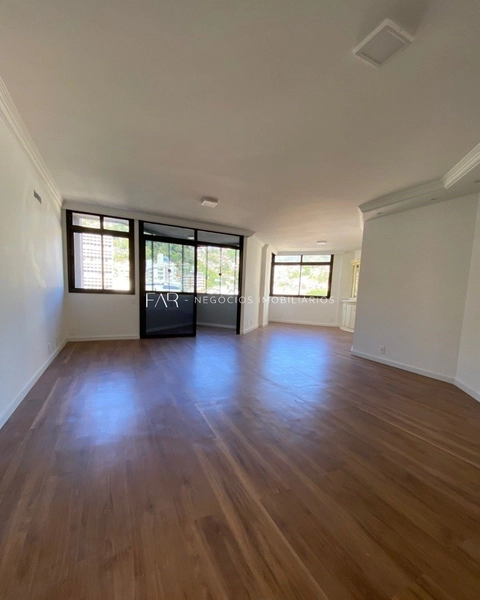 Apartamento à venda, 3 suítes, Centro - Florianópolis/SC