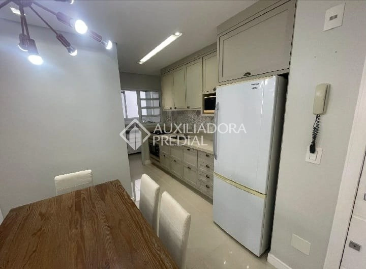 Apartamento 2 dormitórios Jurerê: 3ª foto da galeria de imagens do imóvel