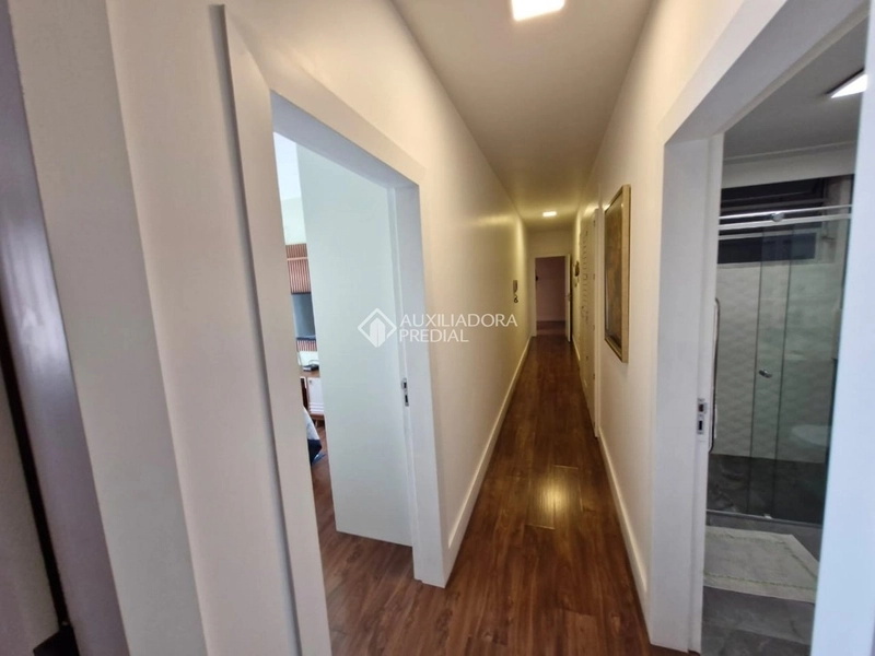 Apartamento 3 dormitórios(suíte), 2 vagas livres, à venda no Centro: 23ª foto da galeria de imagens do imóvel