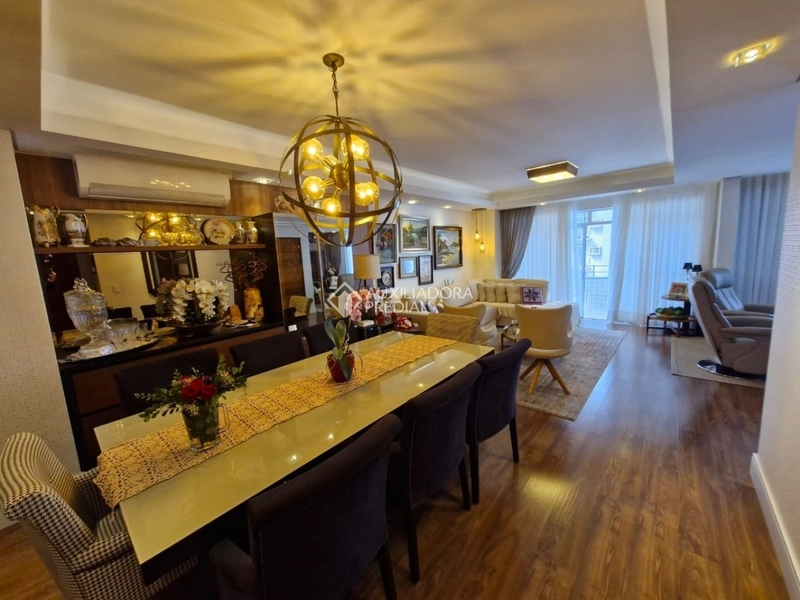 Apartamento 3 dormitórios(suíte), 2 vagas livres, à venda no Centro: 1ª foto da galeria de imagens do imóvel