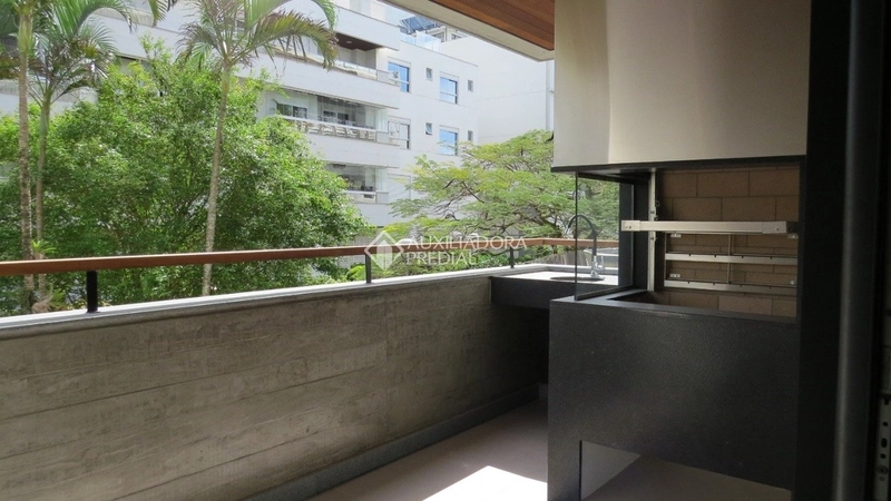 Maravilhoso apartamento á venda em Jurerê - 4 suítes: 1ª foto da galeria de imagens do imóvel