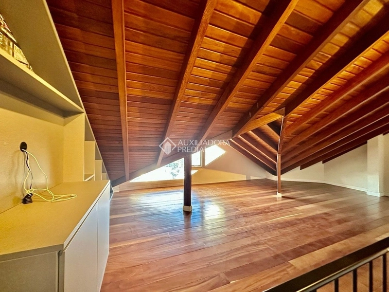 Casa linda VISTA MAR, semi-mobiliada, excelente padrão.: 31ª foto da galeria de imagens do imóvel