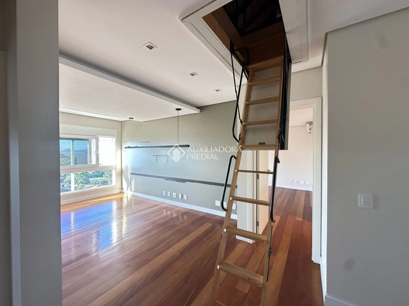 Casa linda VISTA MAR, semi-mobiliada, excelente padrão.: 29ª foto da galeria de imagens do imóvel