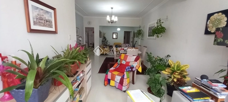 Apartamento 3 quartos (1 suíte), vaga livre - Centro - Florianópolis/S: 1ª foto da galeria de imagens do imóvel