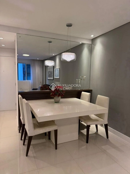 Apartamento com 2 quartos e vaga livre - Centro - Florianópolis/SC: 2ª foto da galeria de imagens do imóvel