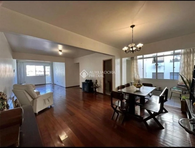 Apartamento a venda no Centro de Florianópolis - 03 quartos - 140 m²: 8ª foto da galeria de imagens do imóvel