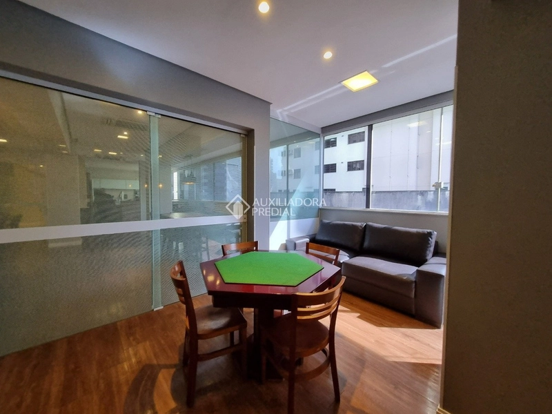 Apartamento mobiliado 2 dormitórios (1 suíte) no Centro: 24ª foto da galeria de imagens do imóvel