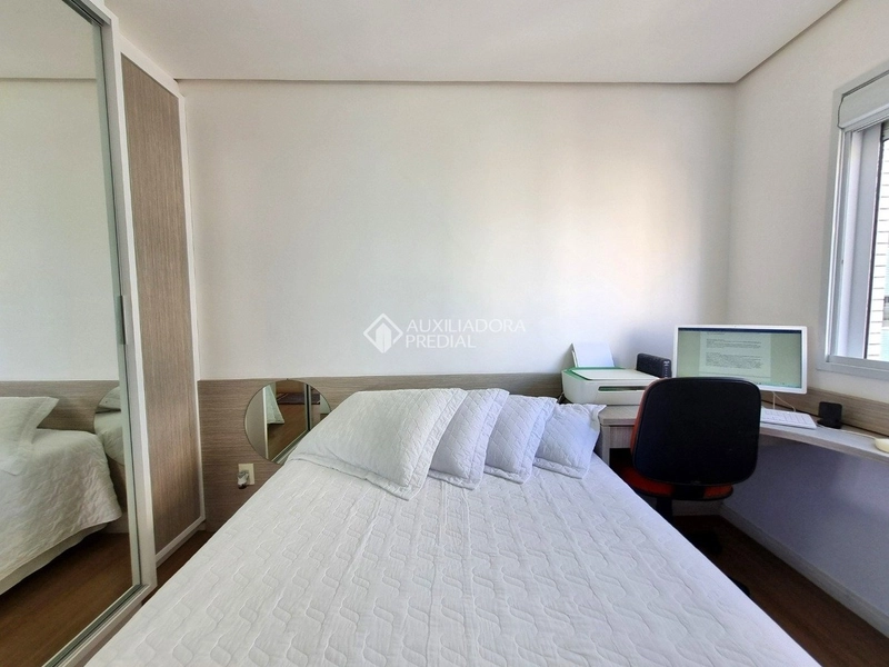 Apartamento mobiliado 2 dormitórios (1 suíte) no Centro: 18ª foto da galeria de imagens do imóvel