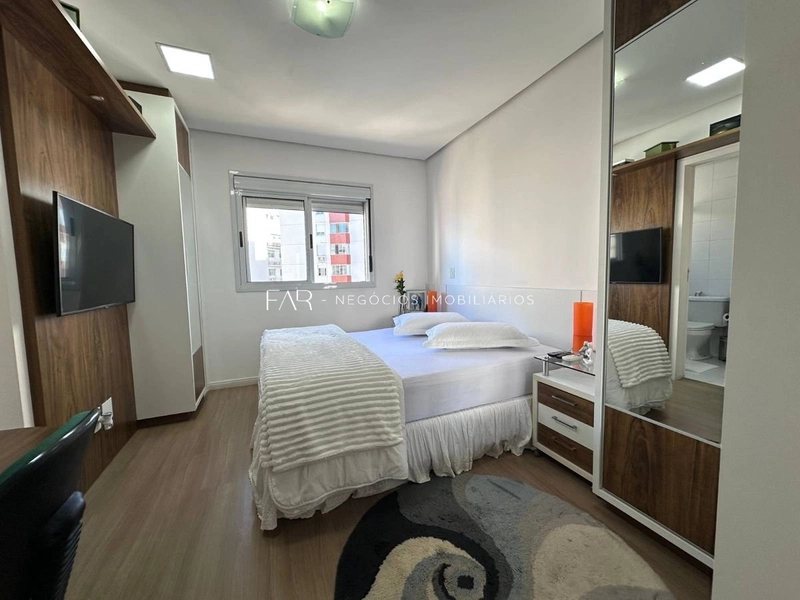 Apartamento mobiliado 2 dormitórios (1 suíte) no Centro: 10ª foto da galeria de imagens do imóvel