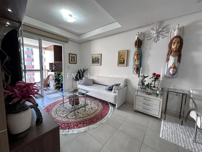 Apartamento mobiliado 2 dormitórios (1 suíte) no Centro: 2ª foto da galeria de imagens do imóvel