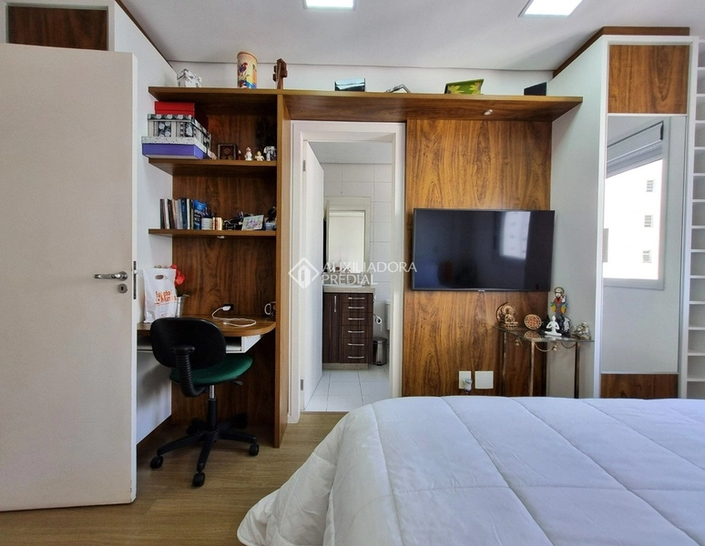 Apartamento mobiliado 2 dormitórios (1 suíte) no Centro: 14ª foto da galeria de imagens do imóvel