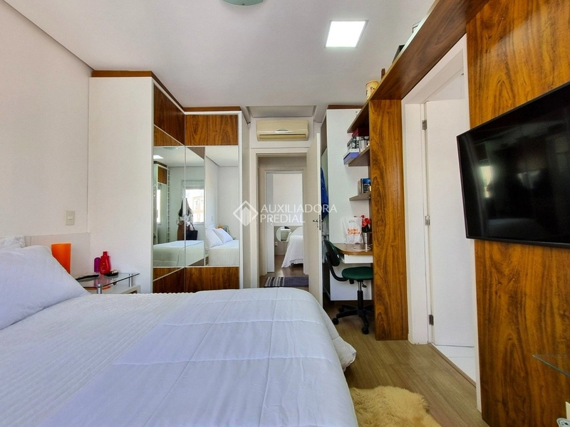 Apartamento mobiliado 2 dormitórios (1 suíte) no Centro: 13ª foto da galeria de imagens do imóvel