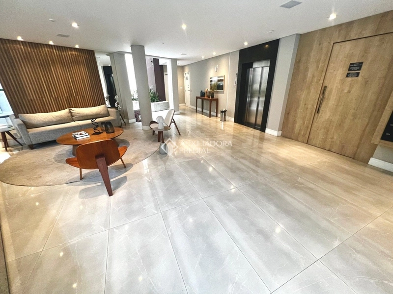 Apartamento 2 dormitórios (1 suíte) com vista panorâmica: 23ª foto da galeria de imagens do imóvel