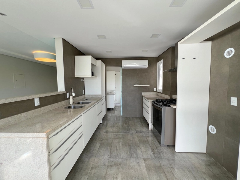 Cobertura Duplex de Frente para o Mar na Beira-Mar Norte!: 27ª foto da galeria de imagens do imóvel
