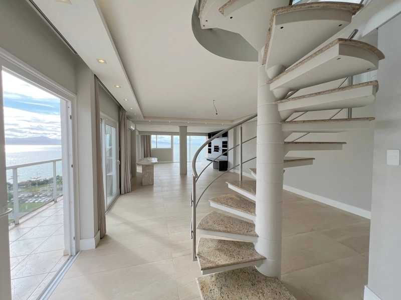 Cobertura Duplex de Frente para o Mar na Beira-Mar Norte!: 8ª foto da galeria de imagens do imóvel