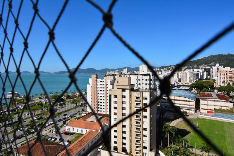 Apartamento com vista mar, moderno a venda no Centro de Florianópolis: 25ª foto da galeria de imagens do imóvel