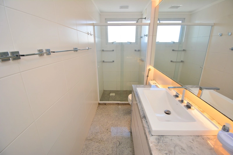 Apartamento com vista mar, moderno a venda no Centro de Florianópolis: 28ª foto da galeria de imagens do imóvel