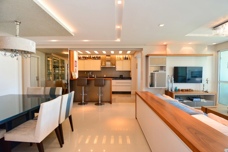 Apartamento com vista mar, moderno a venda no Centro de Florianópolis: 5ª foto da galeria de imagens do imóvel