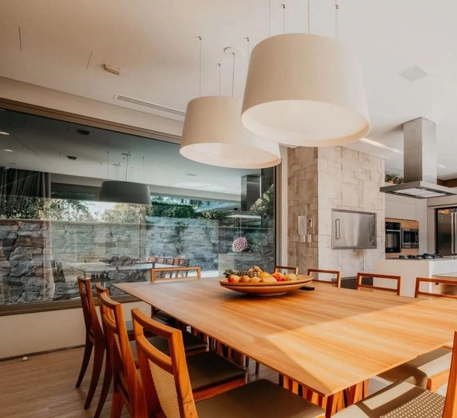 Linda mansão  em Condomínio à Venda em Cacupé - 842 m²: 11ª foto da galeria de imagens do imóvel