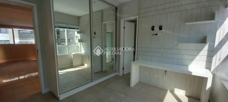 Apartamento com 2 suítes e  2 vagas - Centro - Florianópolis/SC: 15ª foto da galeria de imagens do imóvel