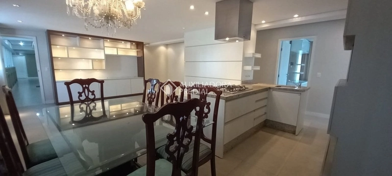 Apartamento com 2 suítes e  2 vagas - Centro - Florianópolis/SC: 7ª foto da galeria de imagens do imóvel