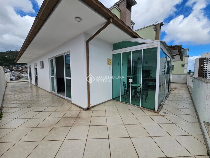 Cobertura A venda na Agronômica em Florianópolis 252,2 0 m²: 24ª foto da galeria de imagens do imóvel