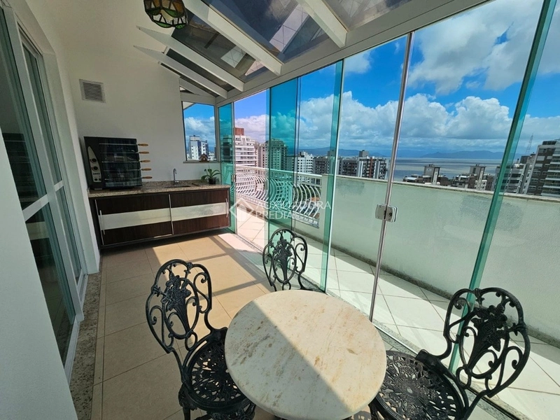 Cobertura A venda na Agronômica em Florianópolis 252,2 0 m²: 2ª foto da galeria de imagens do imóvel