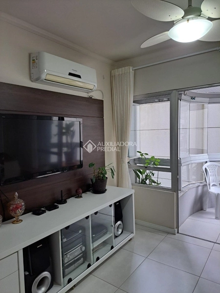 Apartamento ä venda no Centro de Florianópolis com 80m²: 3ª foto da galeria de imagens do imóvel