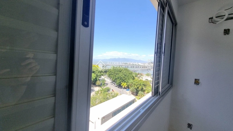 Último andar com vista definitiva para as 3 pontes - 97 m² totalmente: 5ª foto da galeria de imagens do imóvel