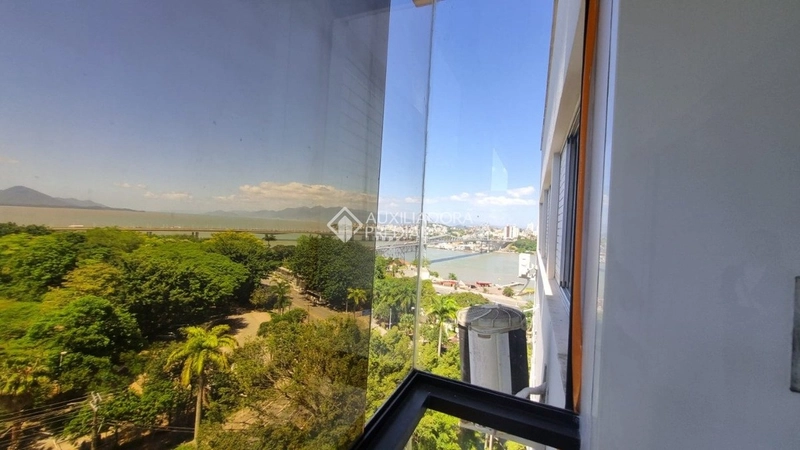 Último andar com vista definitiva para as 3 pontes - 97 m² totalmente: 2ª foto da galeria de imagens do imóvel