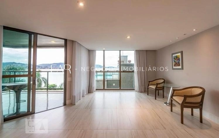Apartamento com 3 Dormitórios sendo 2 Suítes | 2 Vagas | Frente Mar: 3ª foto da galeria de imagens do imóvel