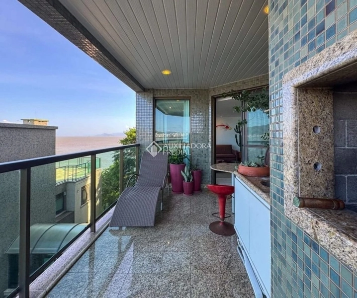 Apartamento á venda com 02 suítes e vista mar em Coqueiros: 3ª foto da galeria de imagens do imóvel