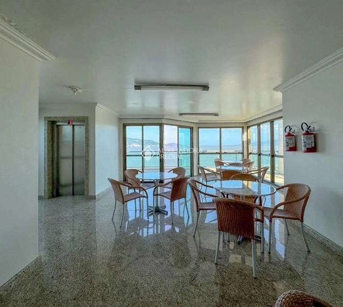 Apartamento á venda com 02 suítes e vista mar em Coqueiros: 36ª foto da galeria de imagens do imóvel