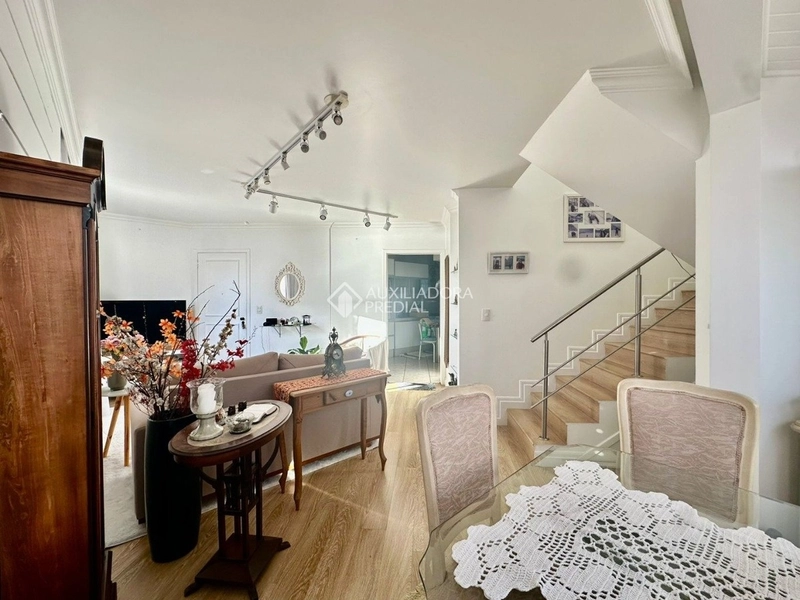 Cobertura diferenciada á venda no Centro de Floripa: 3ª foto da galeria de imagens do imóvel