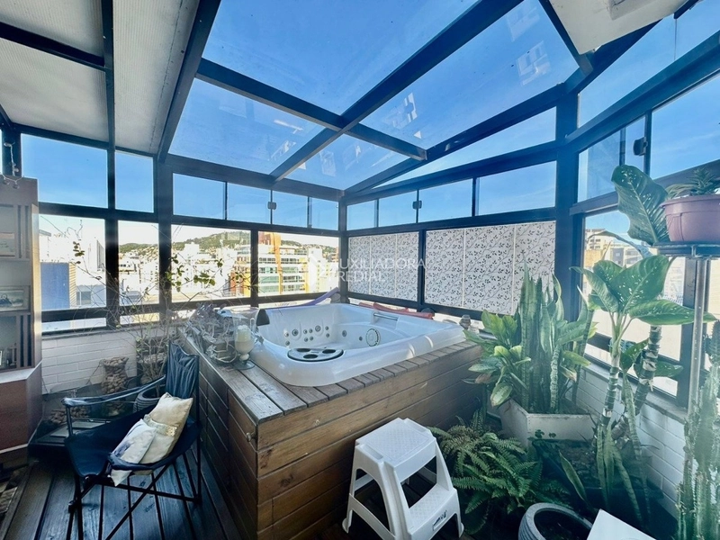 Cobertura diferenciada á venda no Centro de Floripa: 24ª foto da galeria de imagens do imóvel