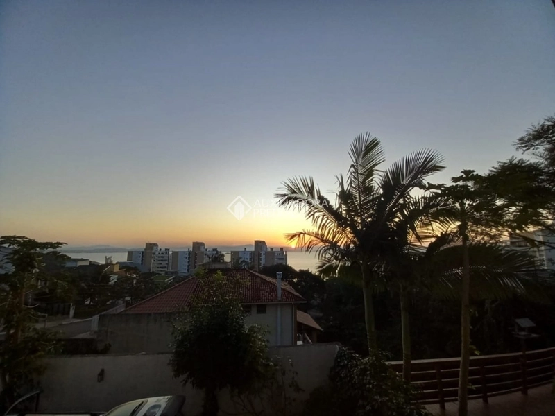 Casa á venda  com vista mar - 5 suítes - no bairro João Paulo: 5ª foto da galeria de imagens do imóvel