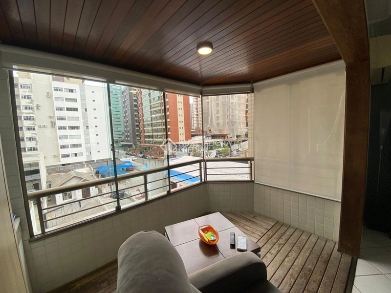 Apartamento a venda no Centro de Florinaópolis: 2ª foto da galeria de imagens do imóvel