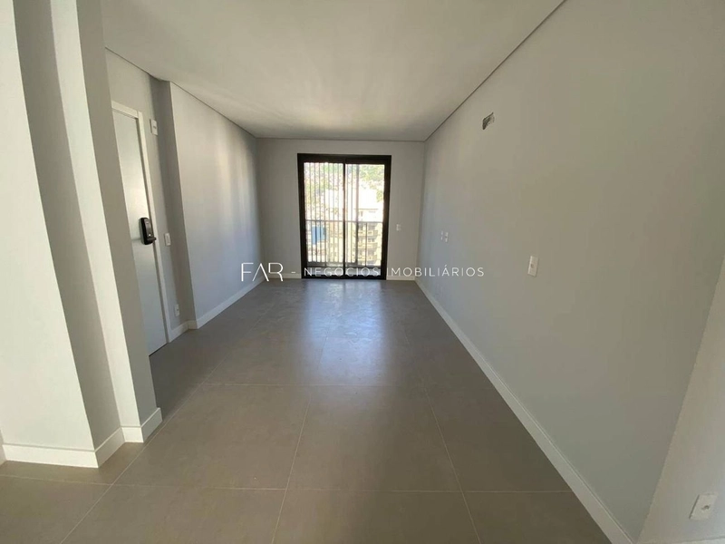 Apartamento com 2 suítes à Venda - Centro, Florianópolis: 2ª foto da galeria de imagens do imóvel