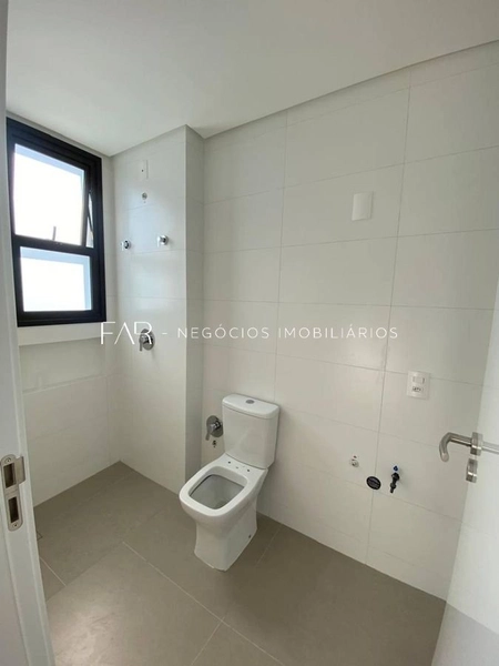 Apartamento com 2 suítes à Venda - Centro, Florianópolis: 4ª foto da galeria de imagens do imóvel
