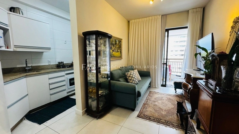 Apartamento com 2 Quartos | 1 Suíte | 3 Vagas à Venda - Itacorubi