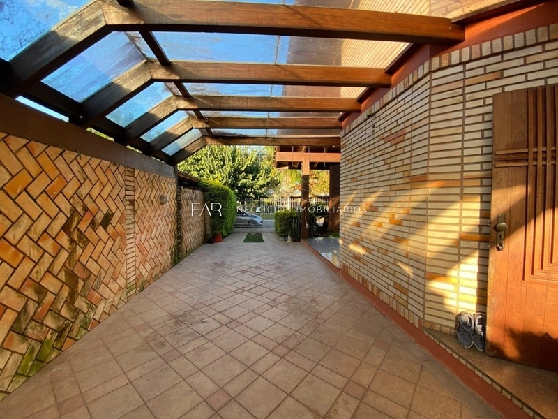 Casa à Venda em Jurerê com 7 Quartos, sendo 5 Suítes , Florianópolis.: 6ª foto da galeria de imagens do imóvel