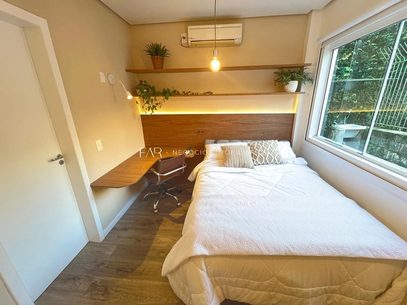 Casa de Alto Padrão com 8 Suítes | 5 Vagas | à Venda - Centro, Floripa: 14ª foto da galeria de imagens do imóvel