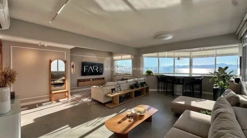 Apartamento com vista Beira Mar - 4 quartos - 226,56m2: 4ª foto da galeria de imagens do imóvel