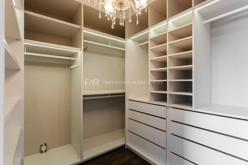 Cobertura Vista mar com 3 suítes à Venda - Agronômica, Florianópolis: 26ª foto da galeria de imagens do imóvel