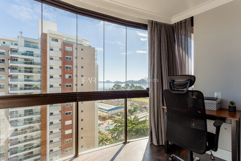 Cobertura Vista mar com 3 suítes à Venda - Agronômica, Florianópolis: 6ª foto da galeria de imagens do imóvel