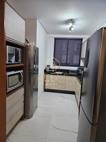 Oportunidade na Meia Praia: Apartamento Semi-Mobiliado com Vista Mar: 5ª foto da galeria de imagens do imóvel